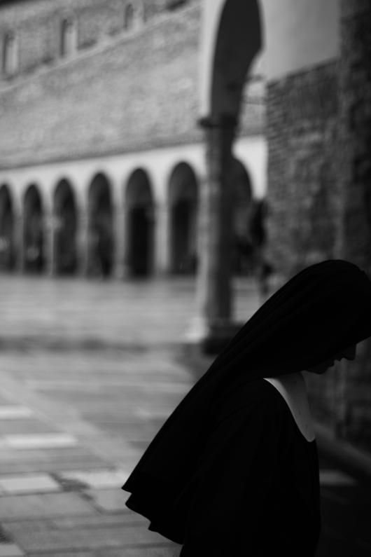 Nun (Assisi, 2015)